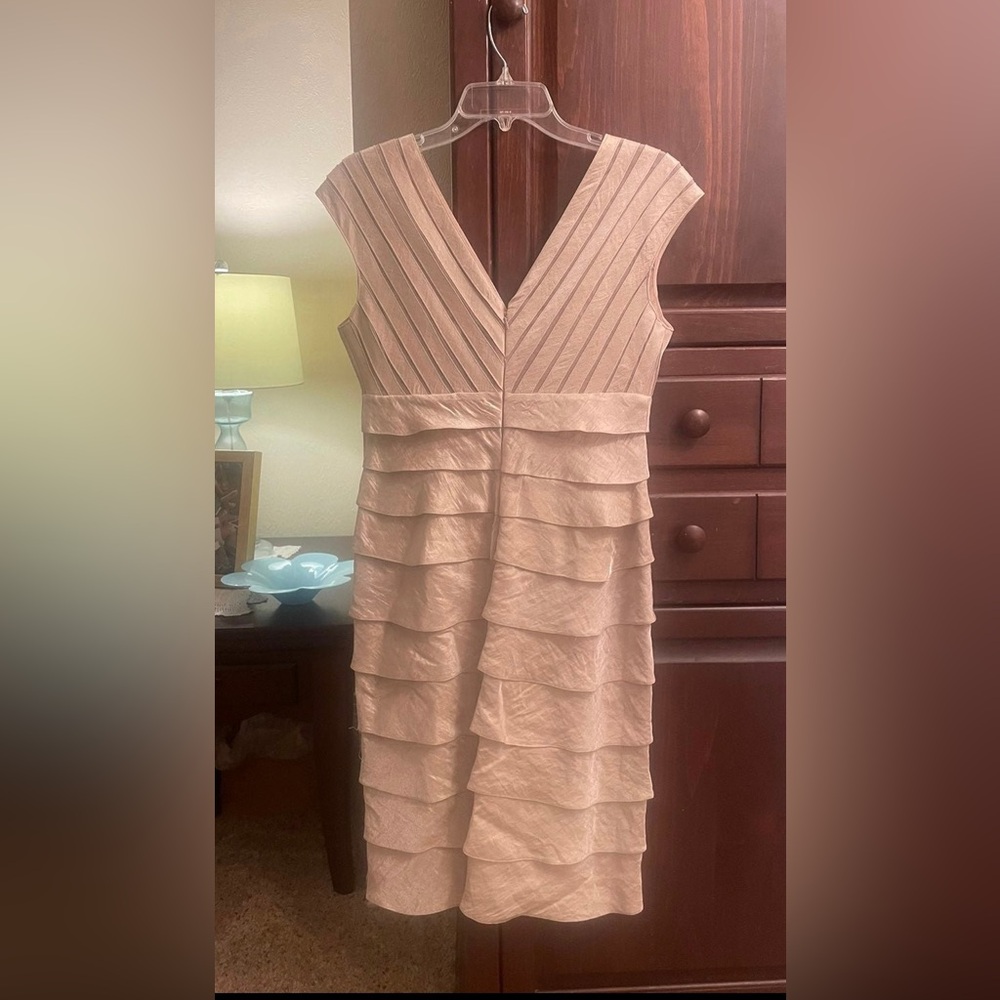 Adriana Papell Cocktail Dress, EUC!